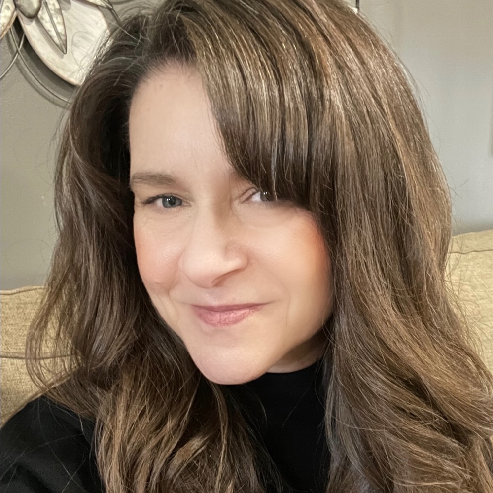 Meet your Posher, Lucretia